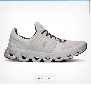 On Cloudswift 3 men's athletic sneakers size 9